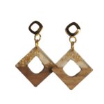 Son piezas muy ligeras, complementos ideales para tus looks. Regalo perfecto.