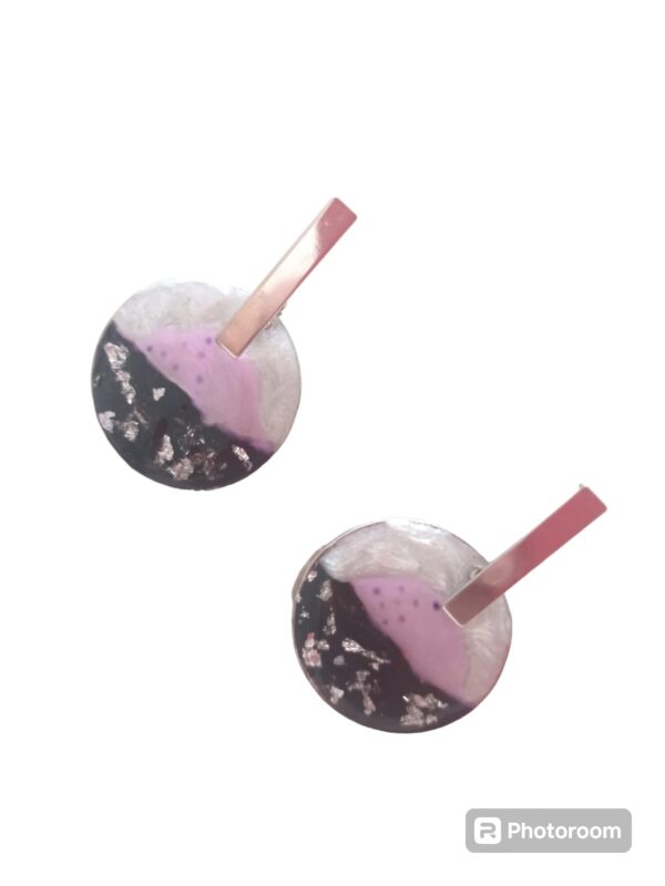 Pendientes fantasia decorados.