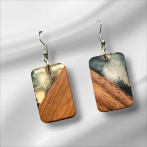 Pendientes medianos madera/resina traslucida en negro y blanco