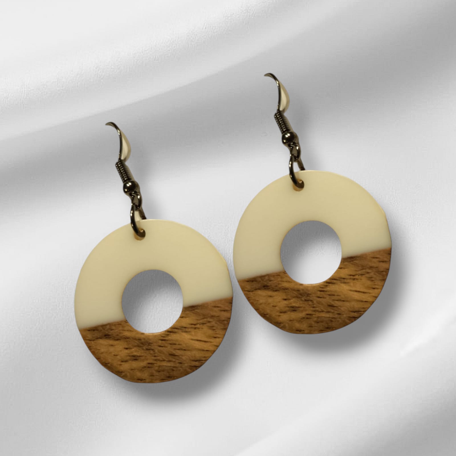 Pendientes aro medianos en madera y resina madera y