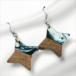 Pendientes de madera y resina estrella